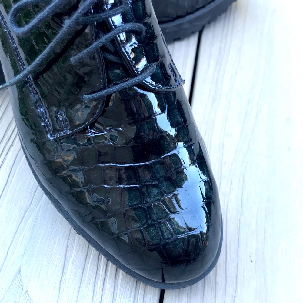 Patent leather shoes - Picture 2 of 6